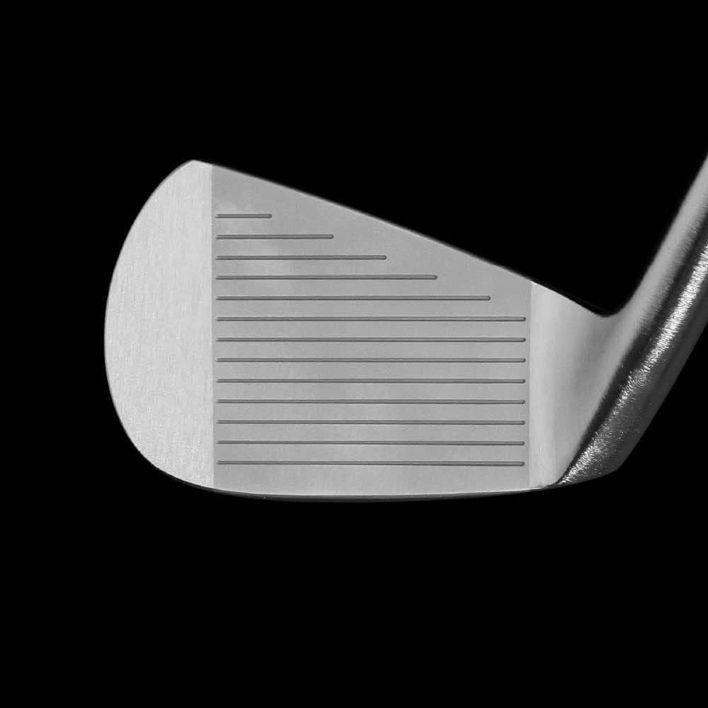 Spider CB premium iron clubface with precision grooves for enhanced playability and forgiveness.