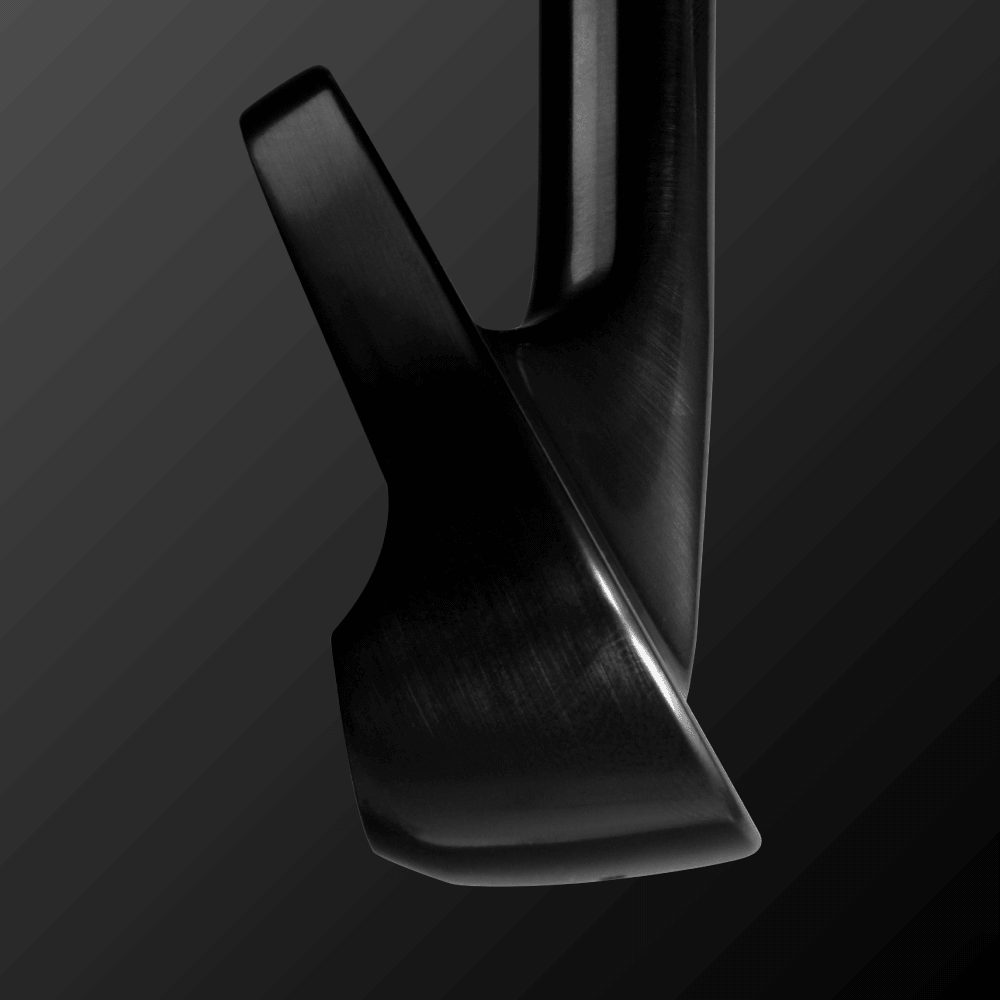 Z522 golf club close-up, showcasing its pocket cavity structure and robust design.